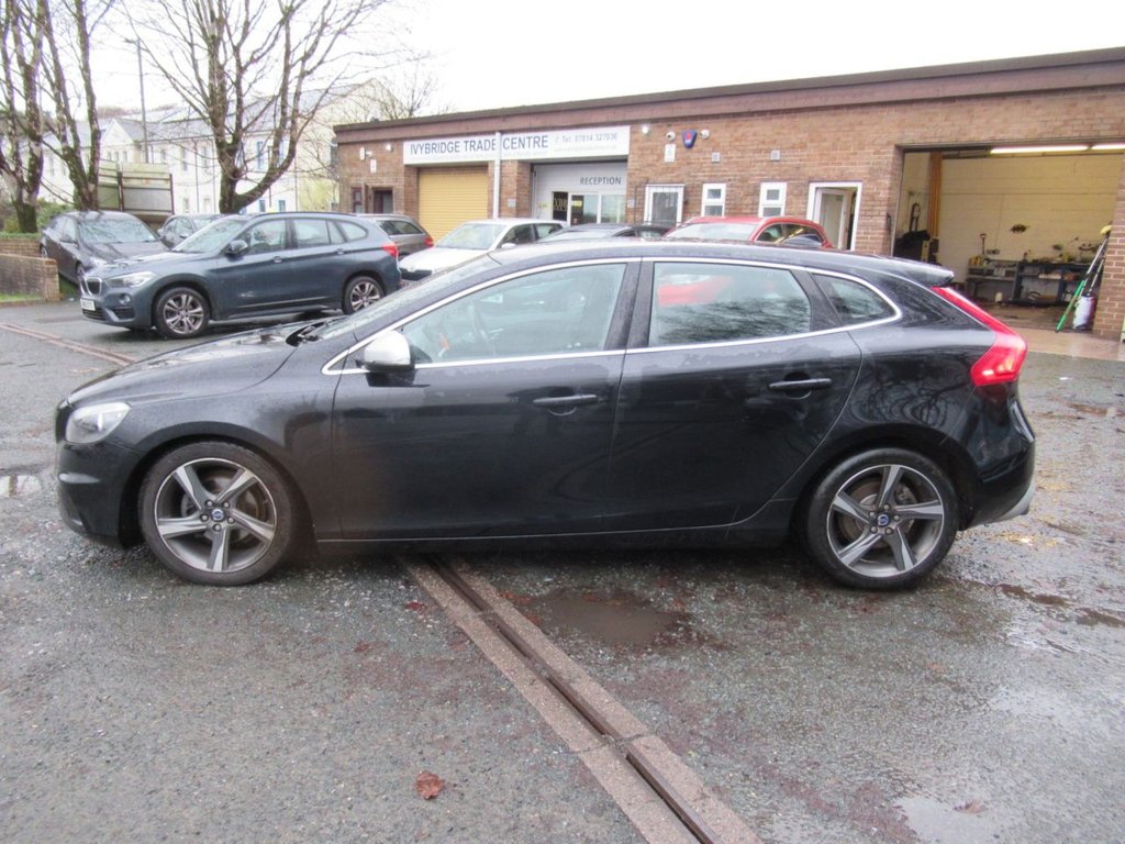 Used Volvo V40 2014 for sale - 77007571: Photo 7