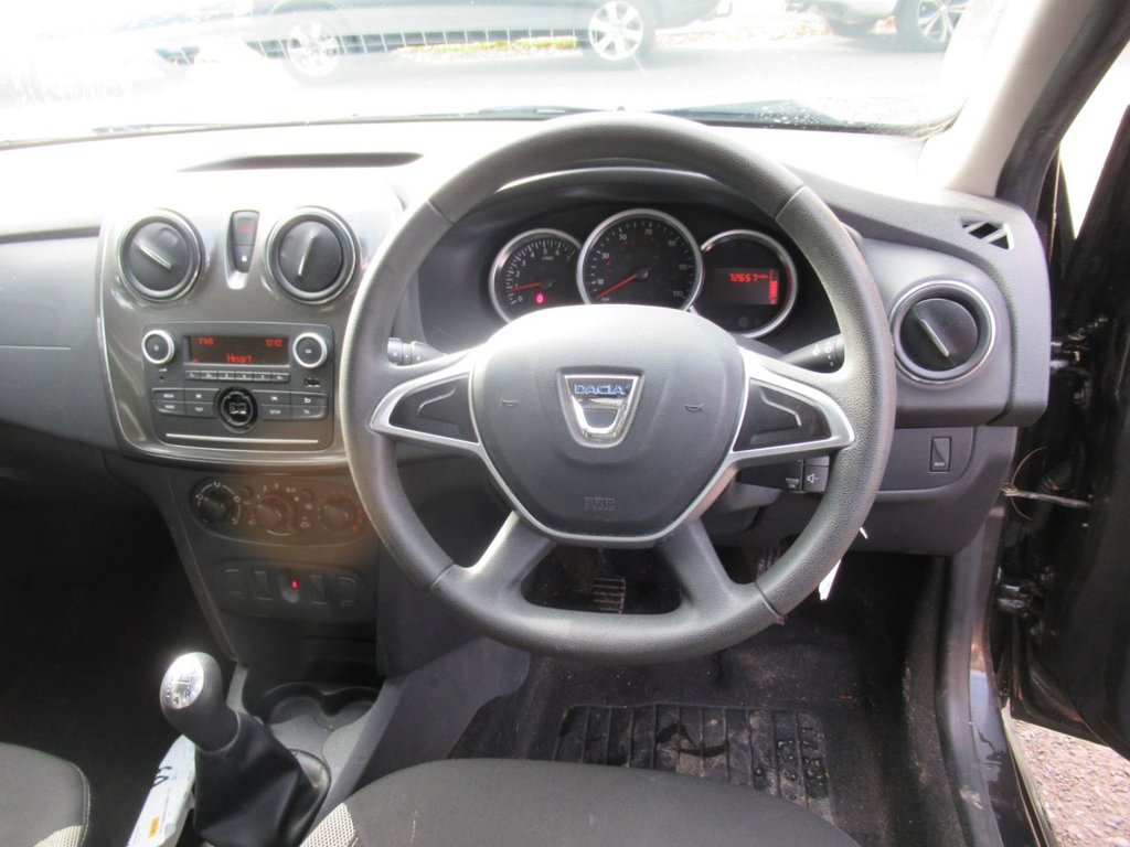 Used Dacia Sandero Stepway 2017 for sale - 76279973: Photo 16