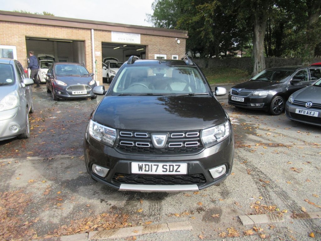 Used Dacia Sandero Stepway 2017 for sale - 76279973: Photo 4