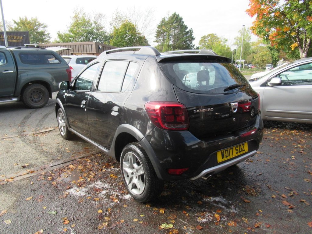 Used Dacia Sandero Stepway 2017 for sale - 76279973: Photo 9