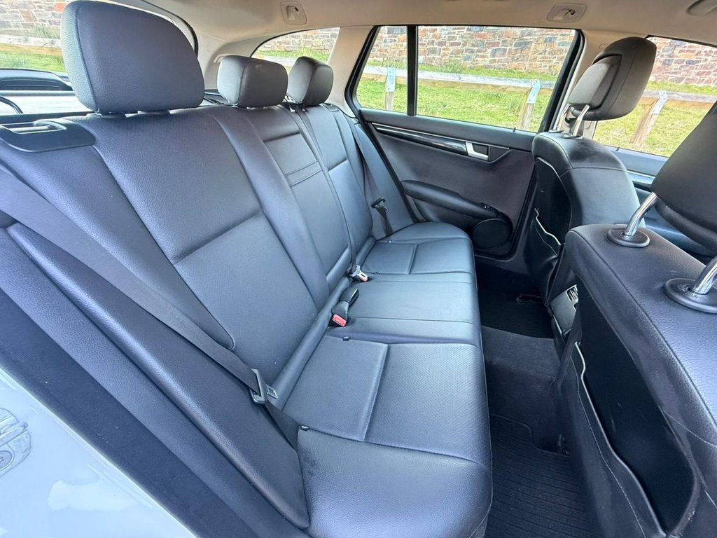 Used Mercedes-Benz C Class 2013 for sale - 78083037: Photo 15