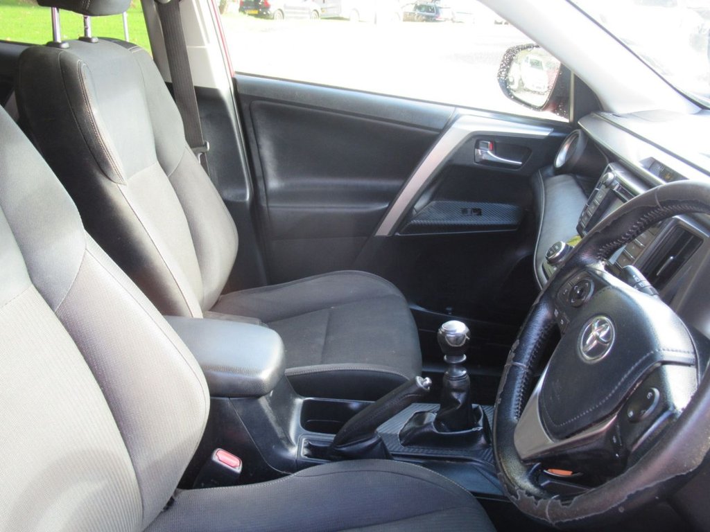 Used Toyota RAV4 2014 for sale - 76038929: Photo 16