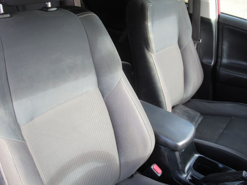 Used Toyota RAV4 2014 for sale - 76038929: Photo 17