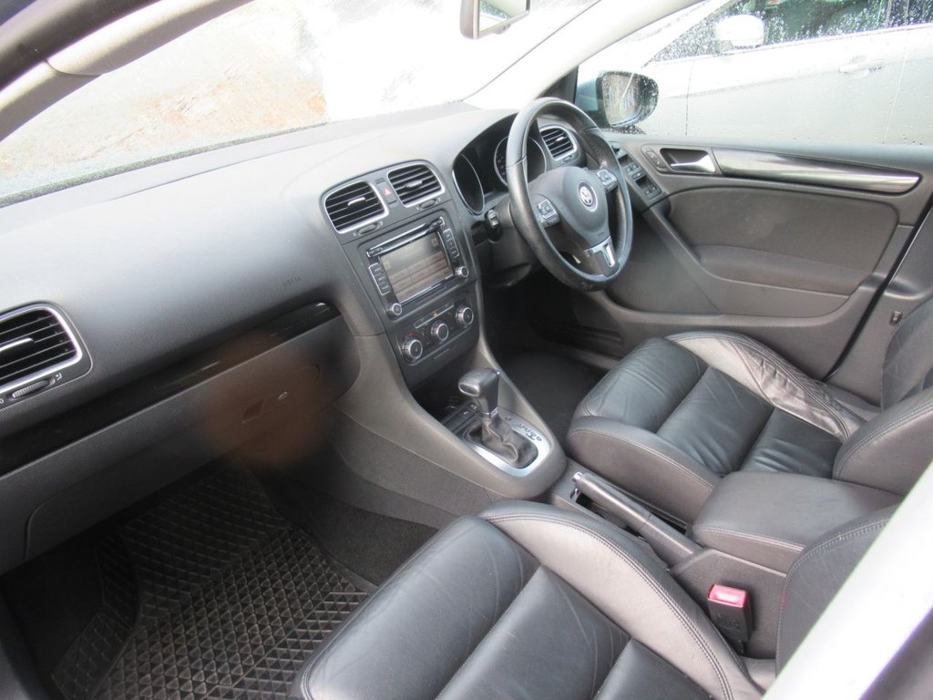 Used Volkswagen Golf 2010 for sale - 76323531: Photo 19