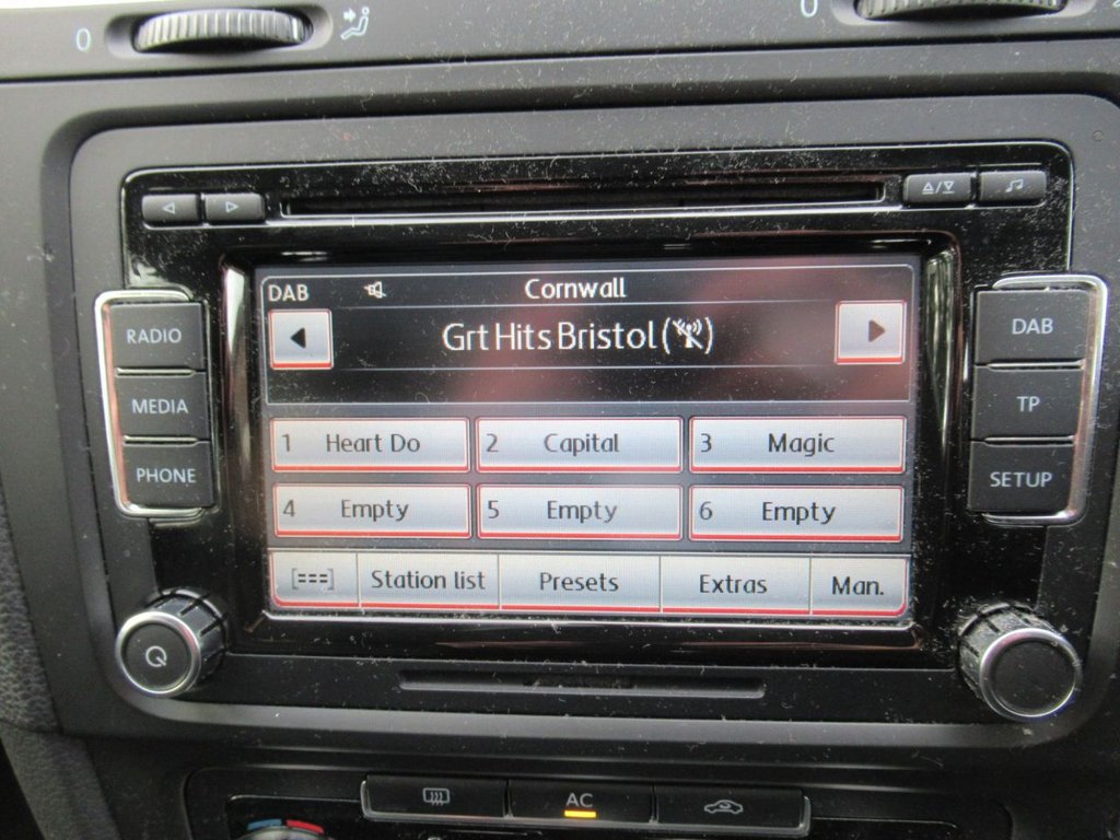 Used Volkswagen Golf 2010 for sale - 76323531: Photo 24