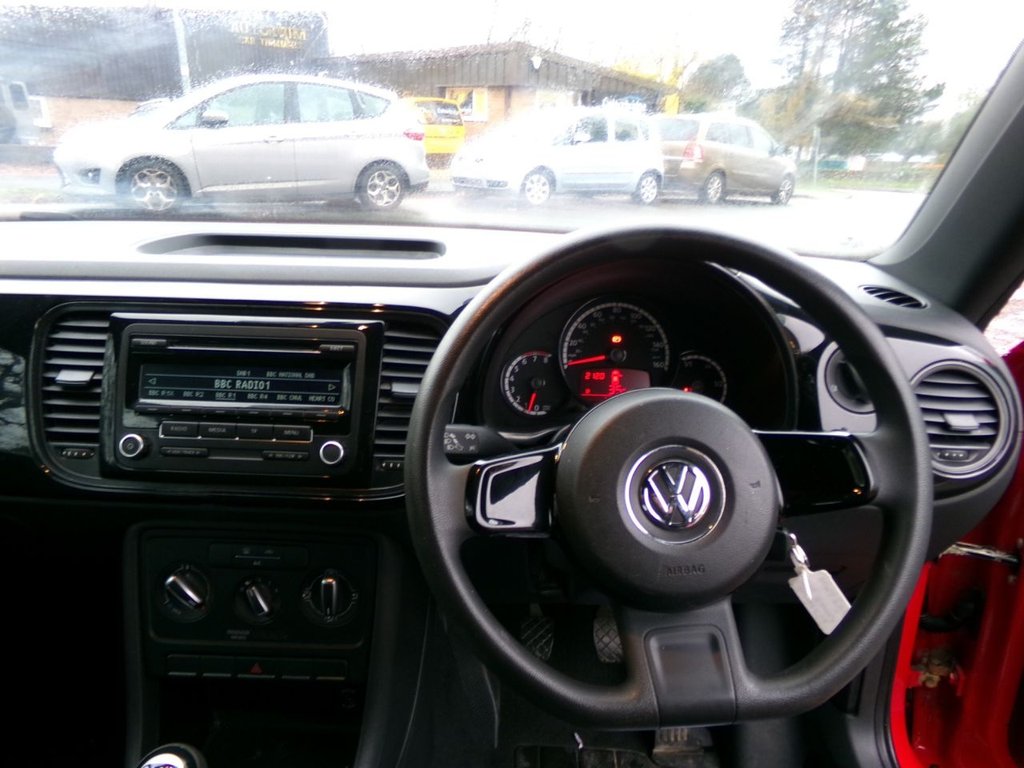 Used Volkswagen Beetle 2013 for sale - 76710775: Photo 15