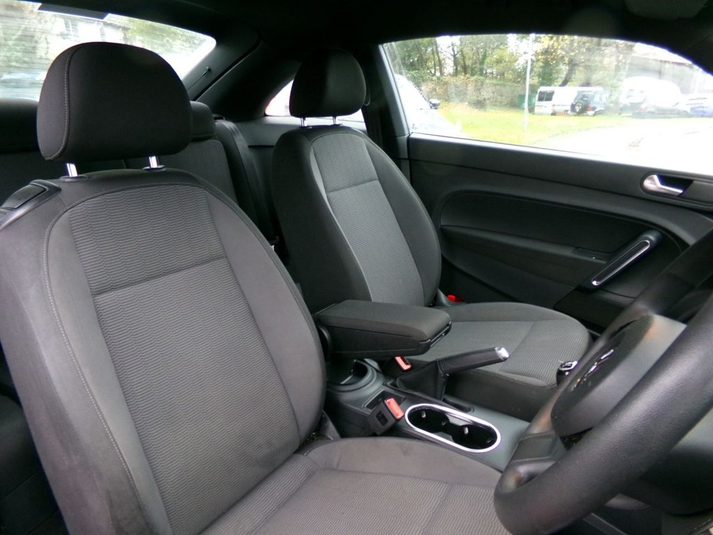 Used Volkswagen Beetle 2013 for sale - 76710775: Photo 18