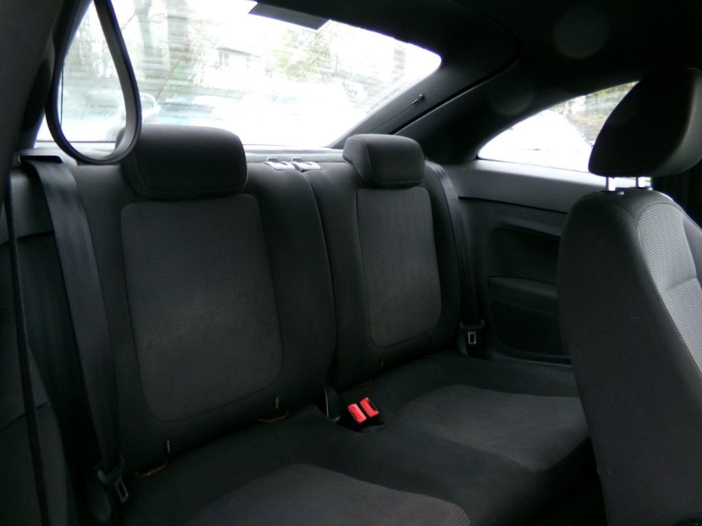 Used Volkswagen Beetle 2013 for sale - 76710775: Photo 19