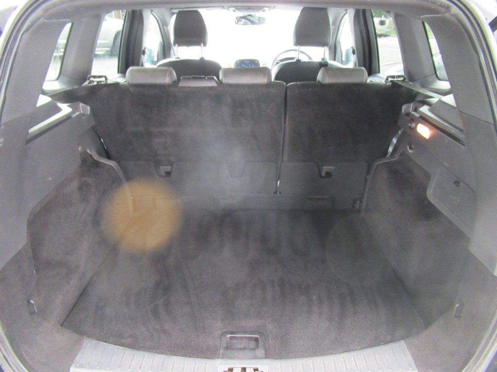 Used Ford Kuga 2017 for sale - 75986744: Photo 17