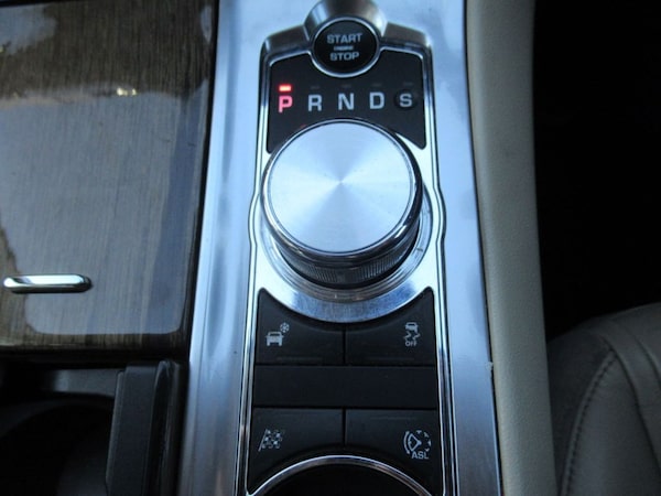 Used Jaguar XF 2011 for sale - 76056690: Photo 24