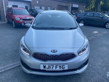 Used Kia Ceed 2017 for sale - 79155480: Photo