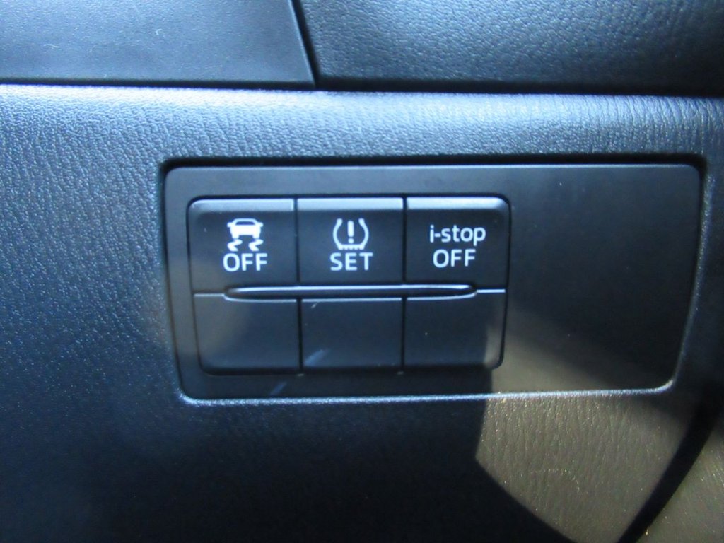 Used Mazda Mazda3 2014 for sale - 76056701: Photo 31