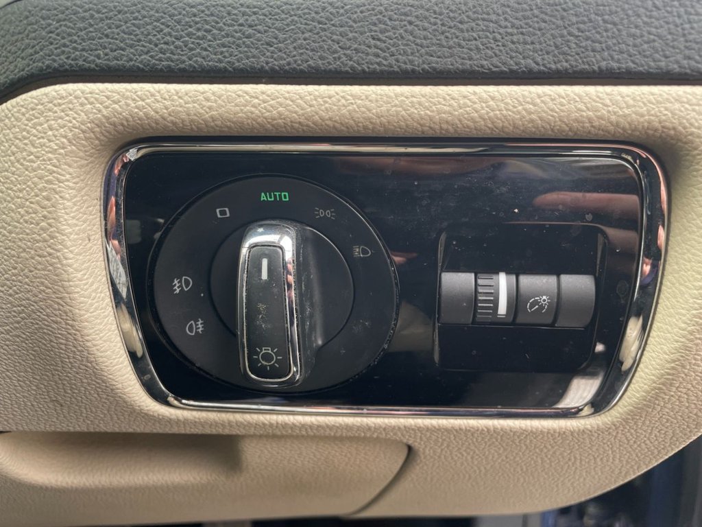 Used Skoda Superb 2015 for sale - 77748661: Photo 25