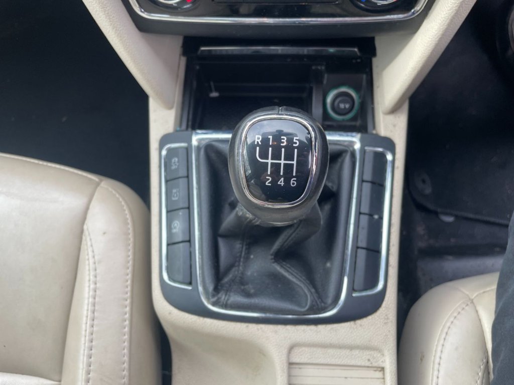 Used Skoda Superb 2015 for sale - 77748661: Photo 32