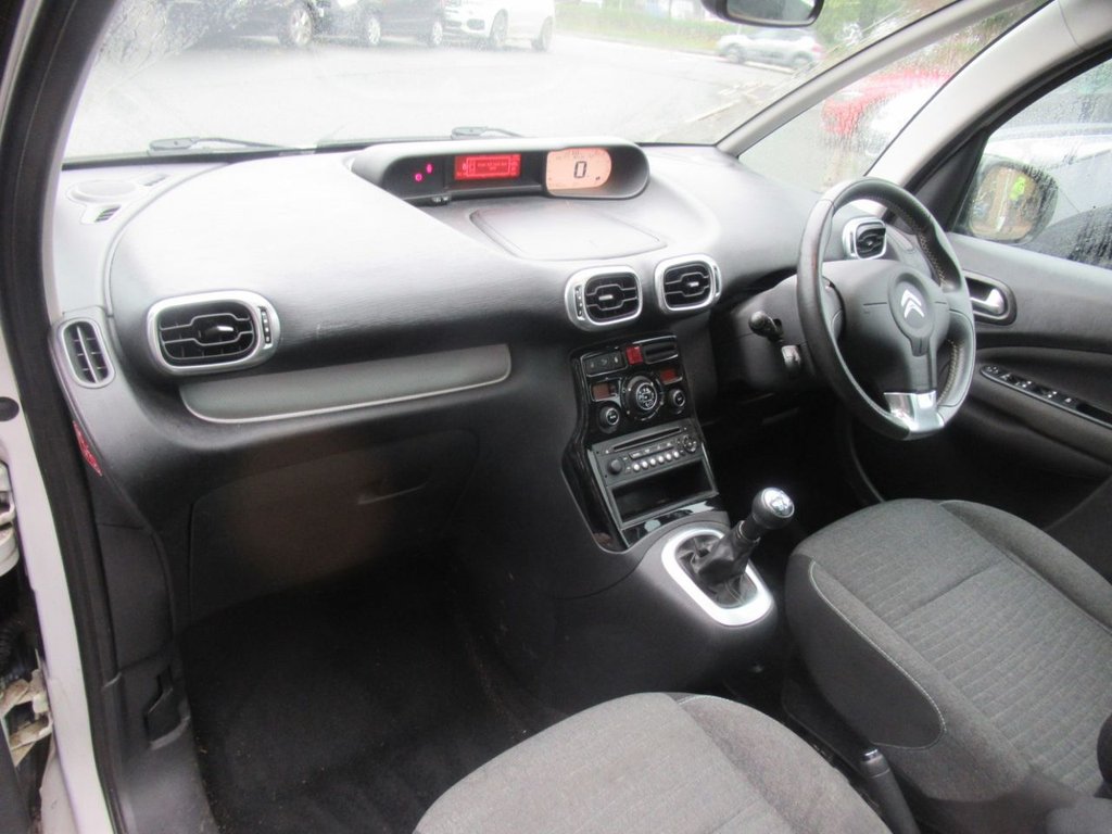 Used Citroen C3 Picasso 2016 for sale - 76061809: Photo 18