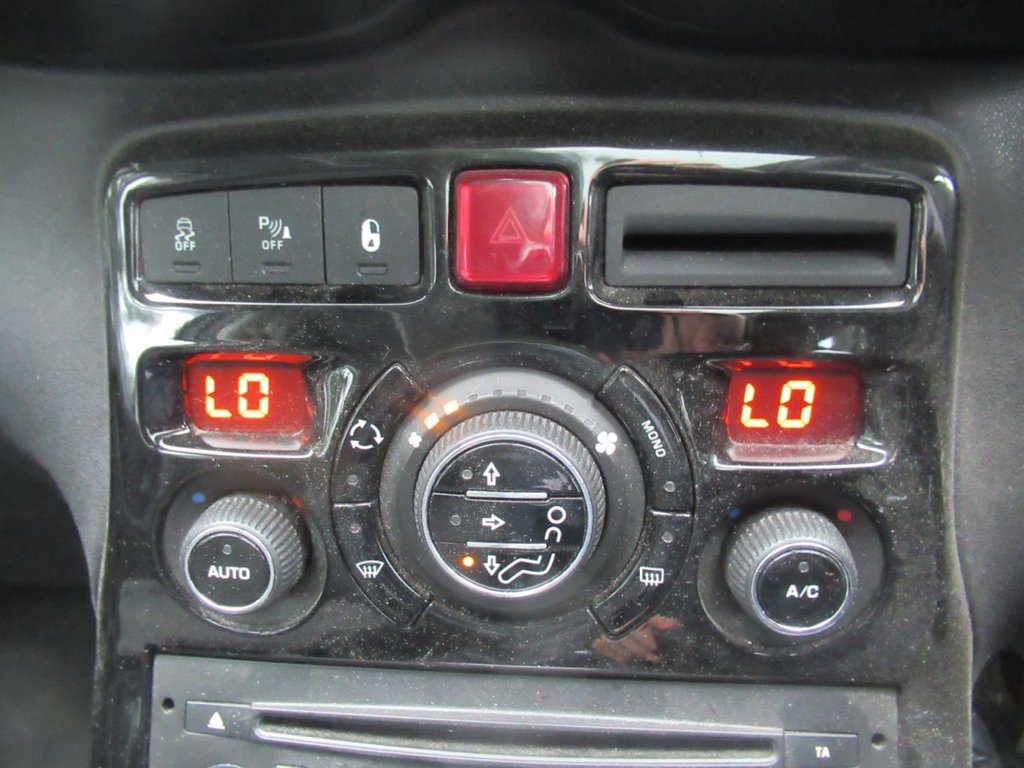 Used Citroen C3 Picasso 2016 for sale - 76061809: Photo 28