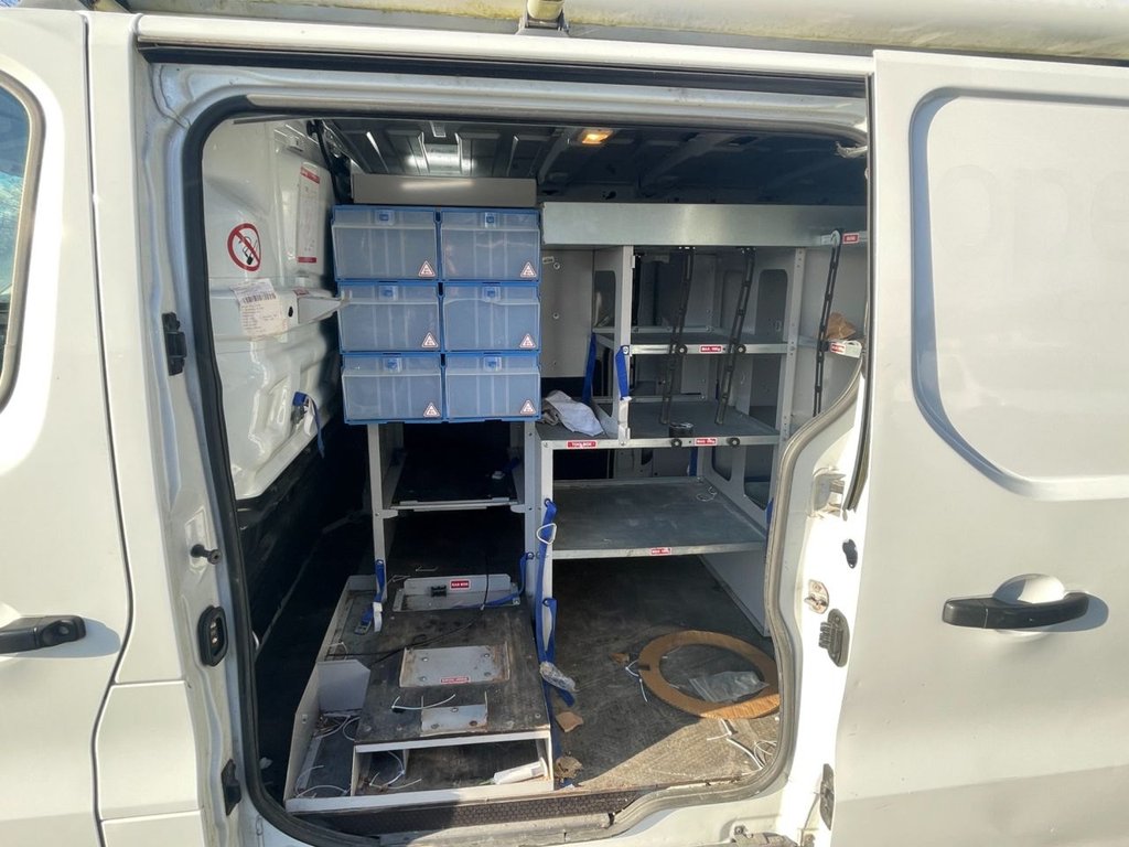 Used Vauxhall Vivaro 2018 for sale - 77408009: Photo 18