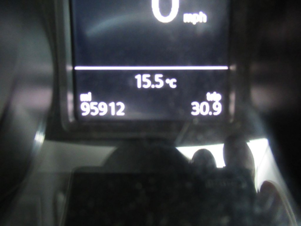 Used Volkswagen Polo 2016 for sale - 76417523: Photo 27