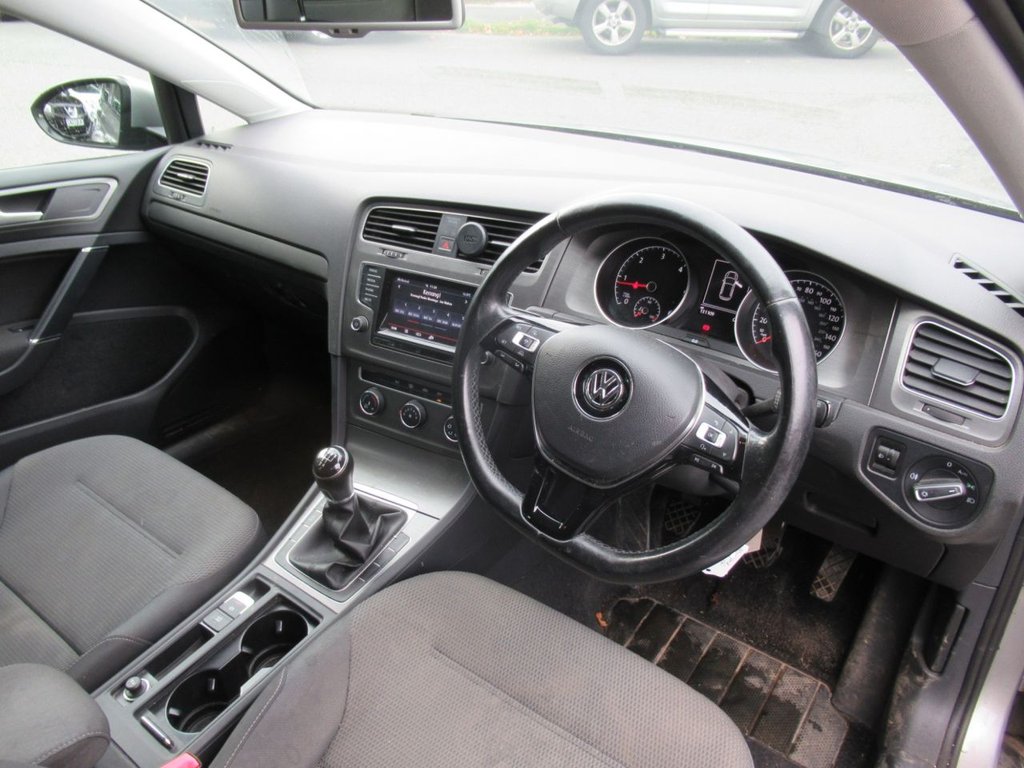Used Volkswagen Golf 2013 for sale - 76356103: Photo 18
