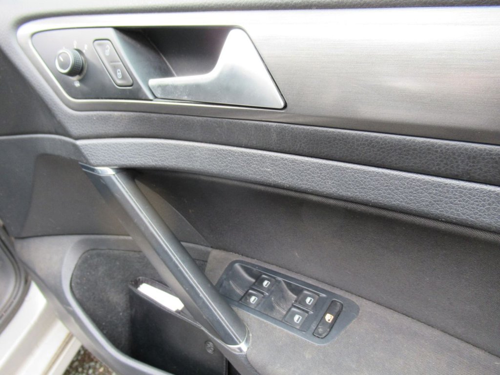 Used Volkswagen Golf 2013 for sale - 76356103: Photo 20
