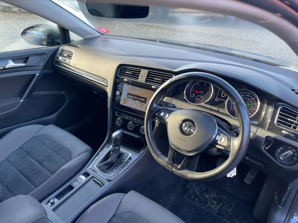 Used Volkswagen Golf 2017 for sale - 77276497: Photo 19