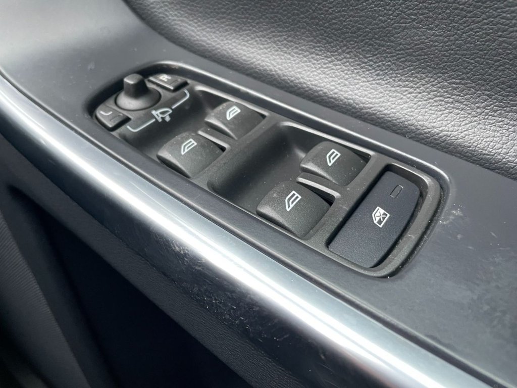 Used Volvo XC60 2015 for sale - 77356424: Photo 29