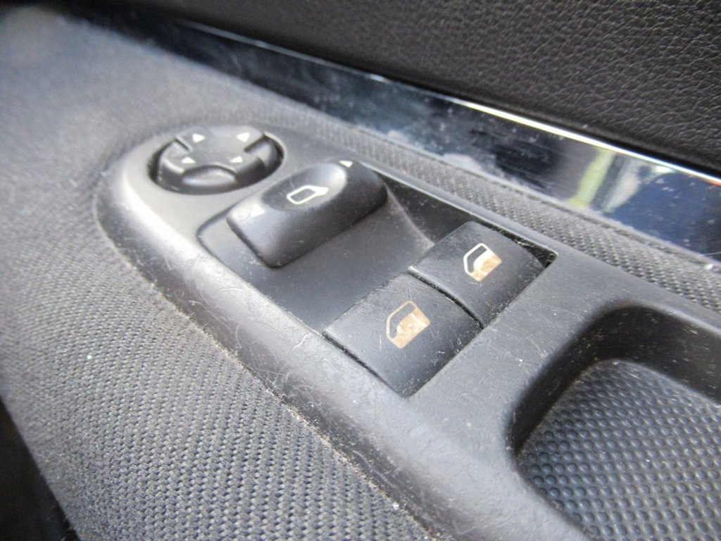 Used Peugeot 3008 2009 for sale - 77037964: Photo 25