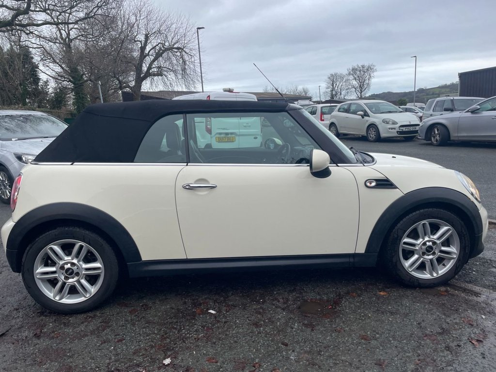 Used MINI Convertible 2013 for sale - 77133315: Photo 11