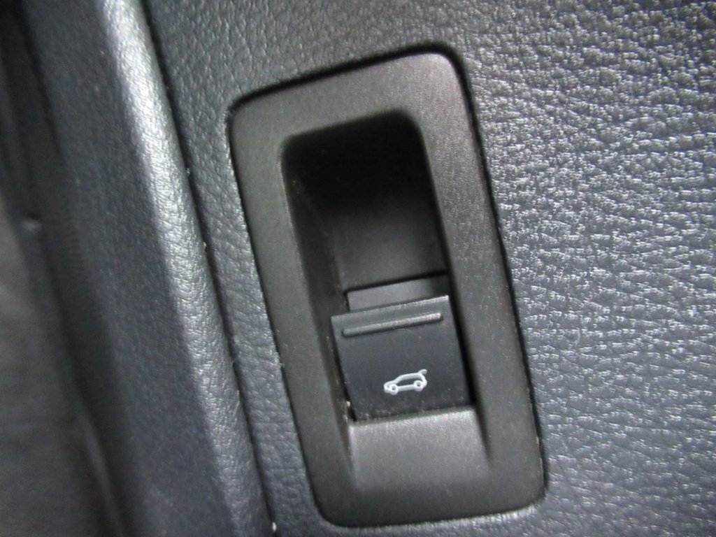 Used Volkswagen Touareg 2013 for sale - 76496085: Photo 27