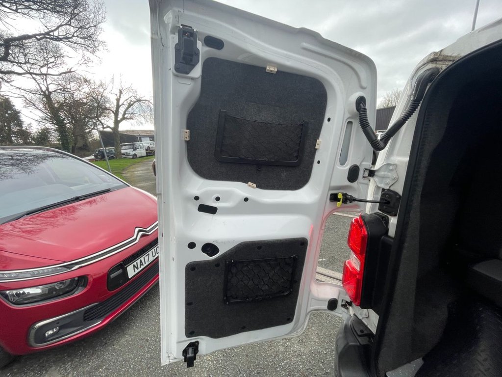 Used Peugeot Expert 2021 for sale - 77620919: Photo 41