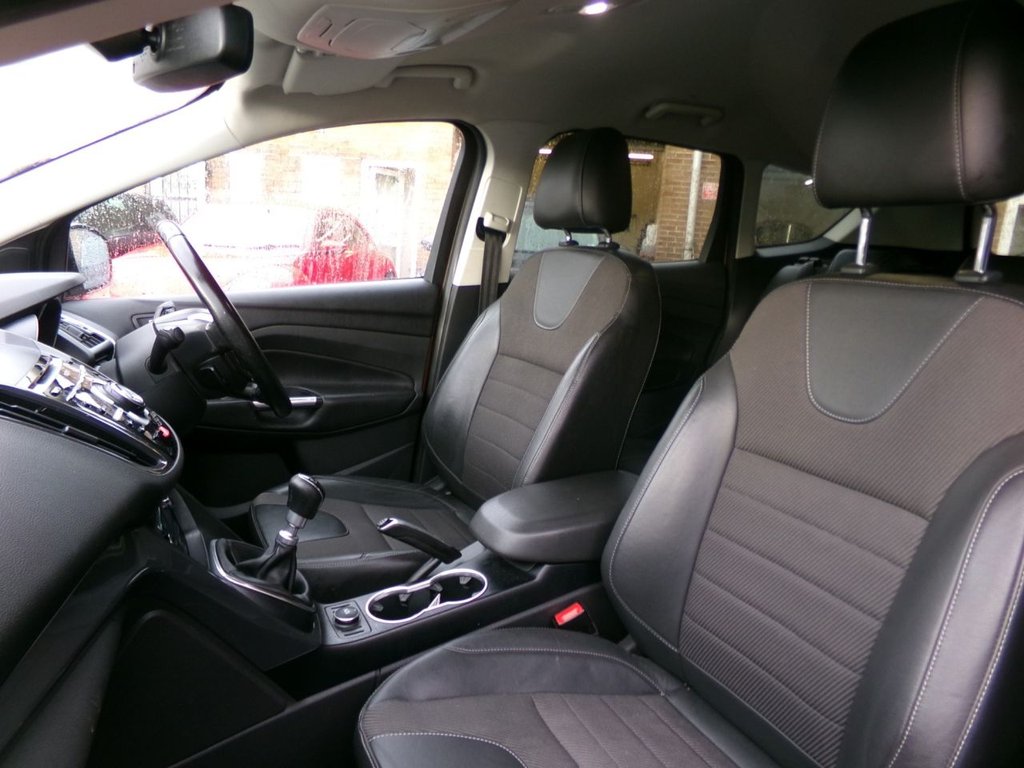 Used Ford Kuga 2015 for sale - 76454787: Photo 19