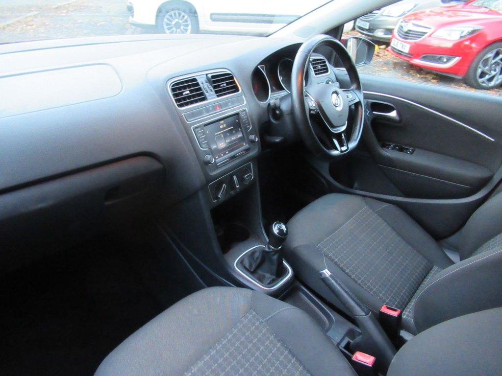 Used Volkswagen Polo 2015 for sale - 76356513: Photo 18