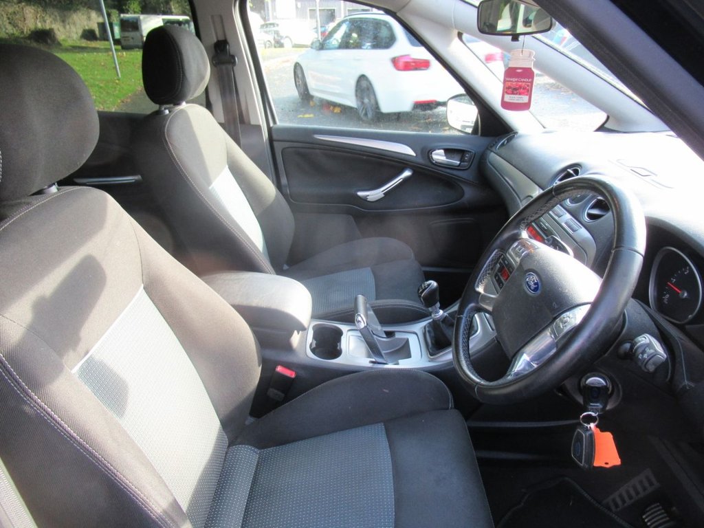 Used Ford S-Max 2011 for sale - 76356454: Photo 14