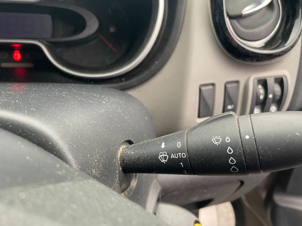 Used Renault Trafic 2018 for sale - 77667650: Photo 18