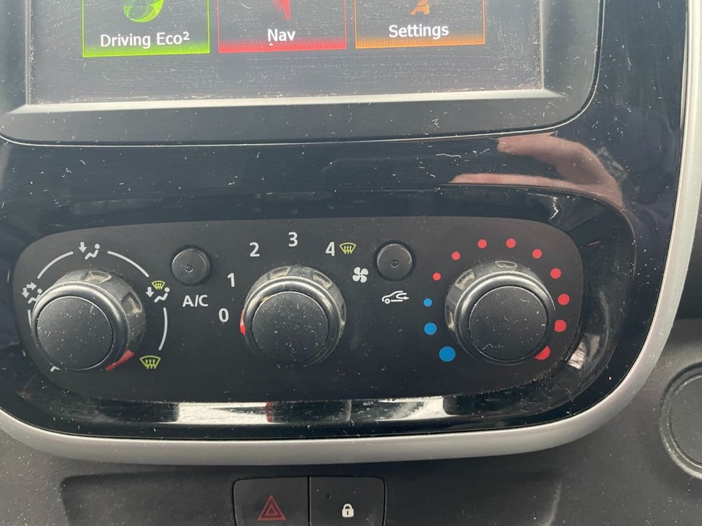 Used Renault Trafic 2018 for sale - 77667650: Photo 25