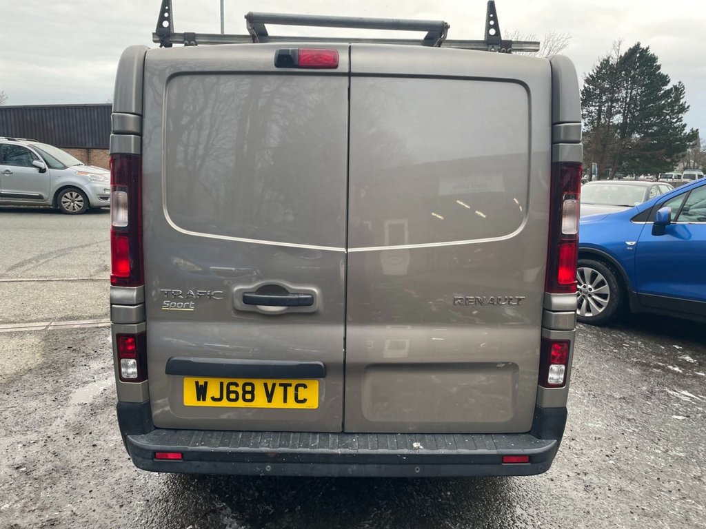 Used Renault Trafic 2018 for sale - 77667650: Photo 8