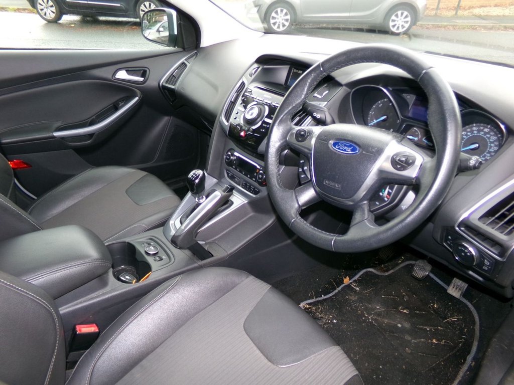 Used Ford Focus 2011 for sale - 76454562: Photo 13
