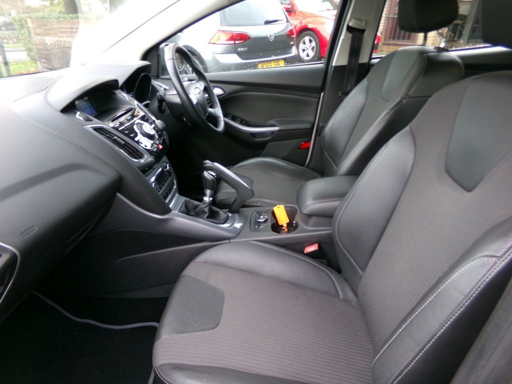 Used Ford Focus 2011 for sale - 76454562: Photo 19