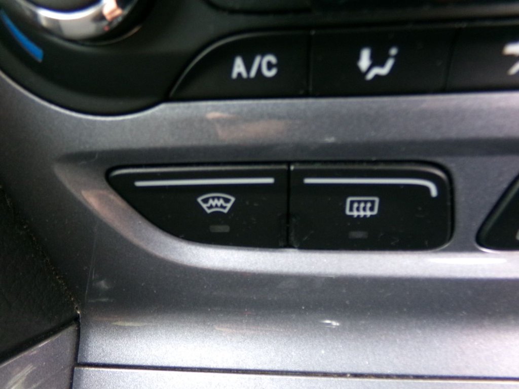 Used Ford Focus 2011 for sale - 76454562: Photo 28