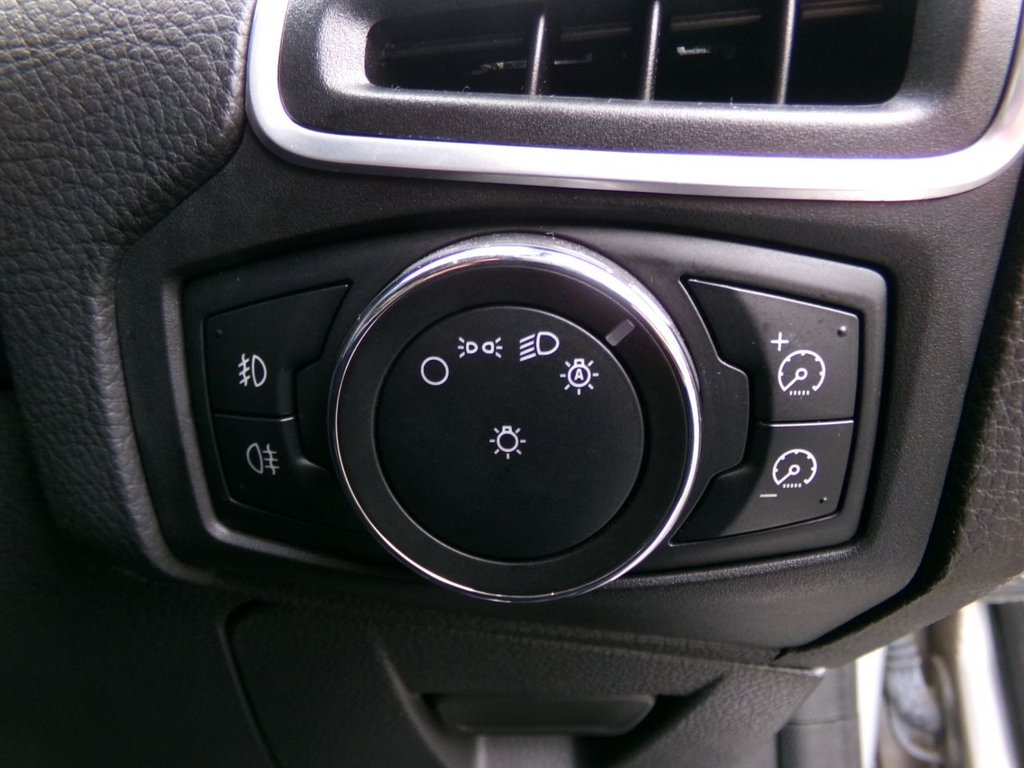 Used Ford Focus 2011 for sale - 76454562: Photo 32