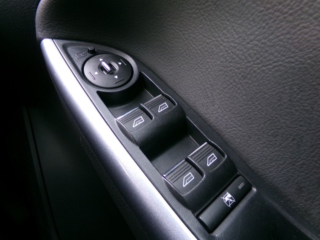 Used Ford Focus 2011 for sale - 76454562: Photo 33