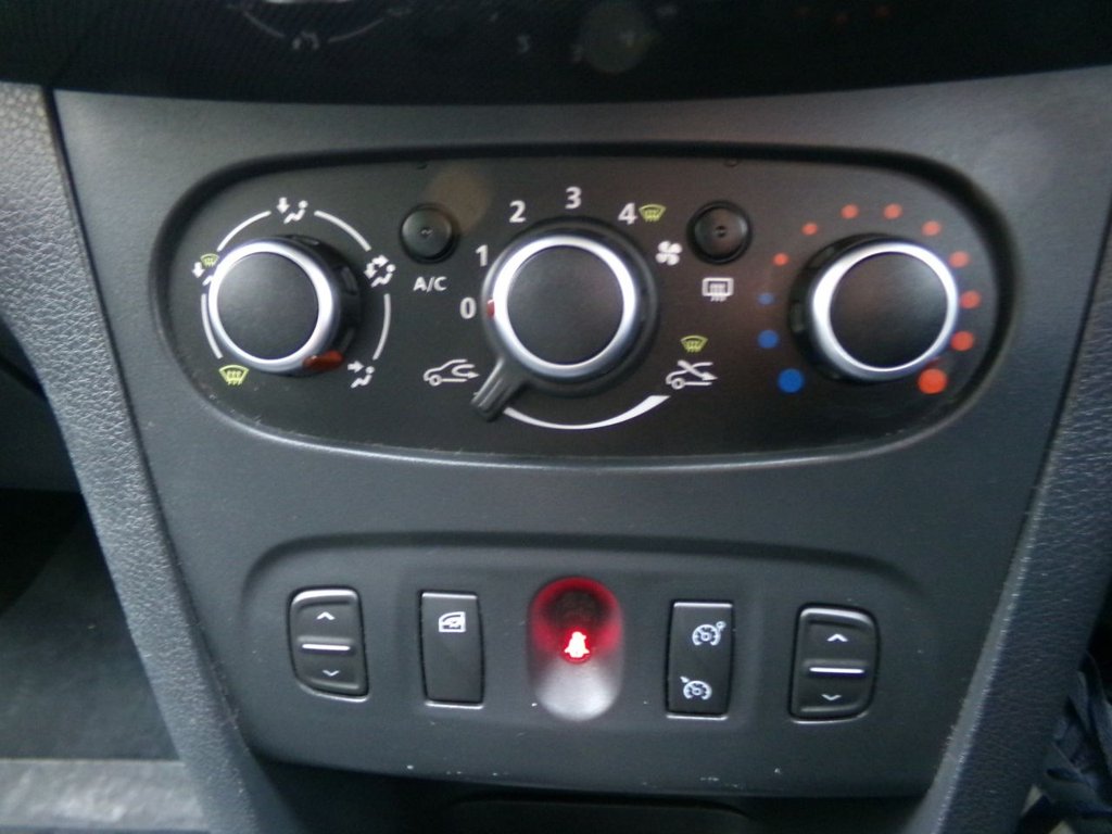 Used Dacia Logan MCV 2019 for sale - 76482529: Photo 24