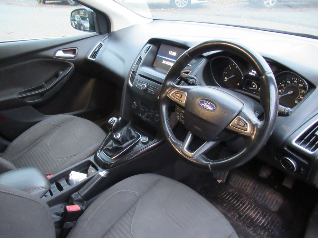 Used Ford Focus 2015 for sale - 76106159: Photo 13