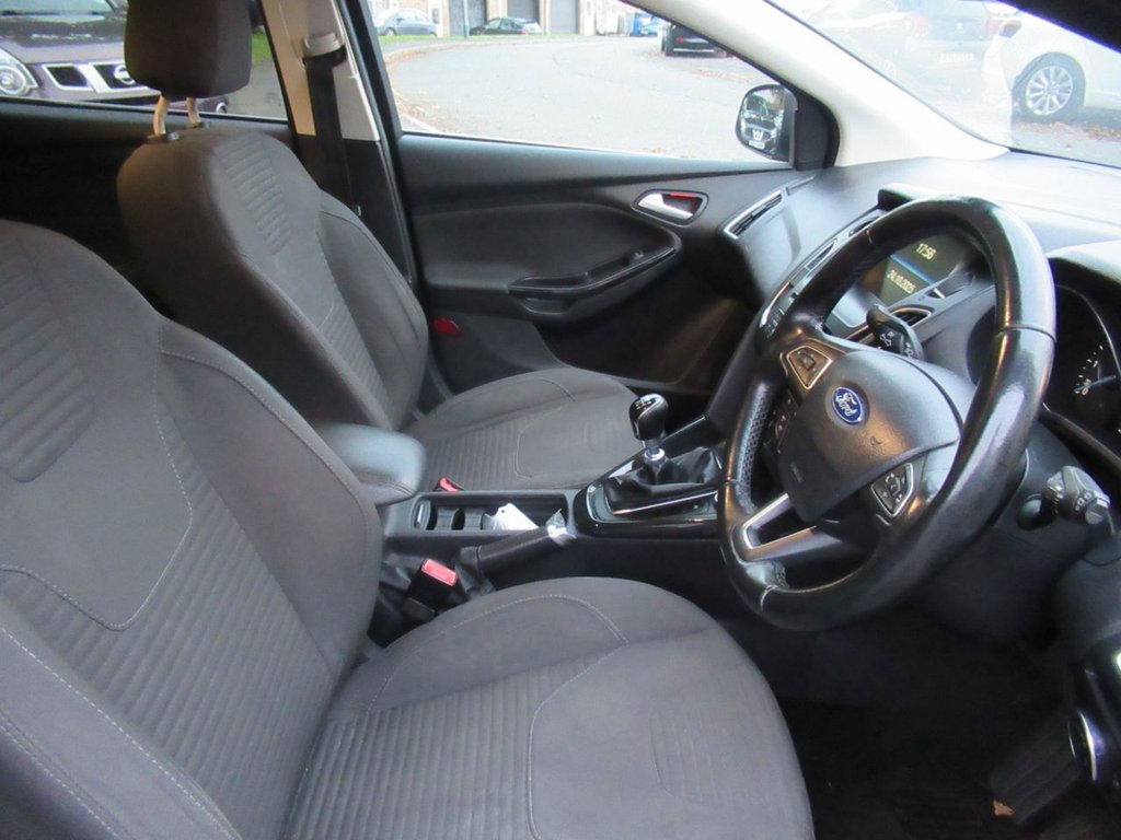 Used Ford Focus 2015 for sale - 76106159: Photo 14