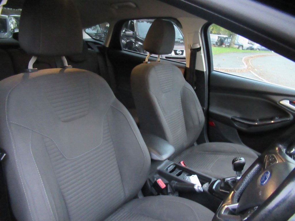 Used Ford Focus 2015 for sale - 76106159: Photo 15