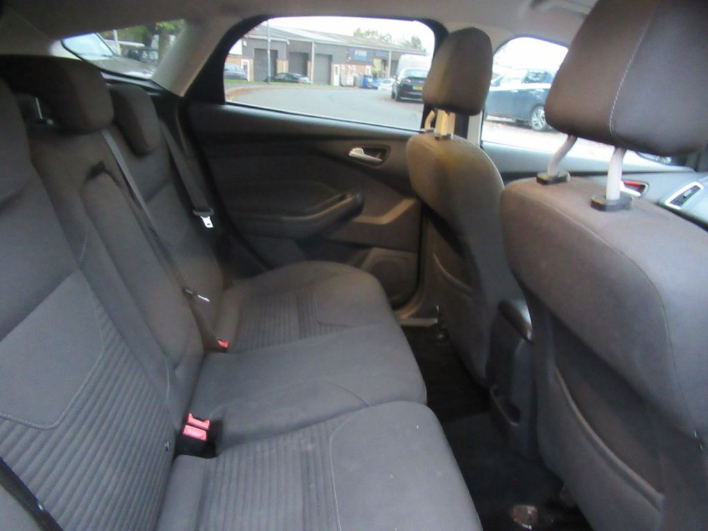 Used Ford Focus 2015 for sale - 76106159: Photo 17