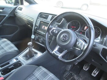 Used Volkswagen Golf 2016 for sale - 74998464: Photo