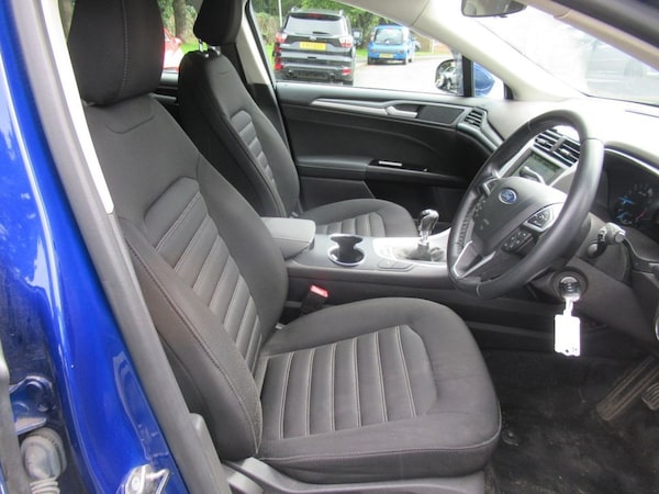 Used Ford Mondeo 2017 for sale - 75986500: Photo 12