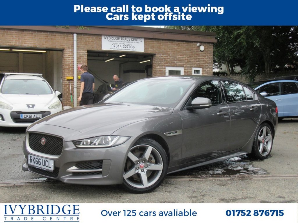 Used Jaguar XE 2016 for sale - 76685974: Photo 1