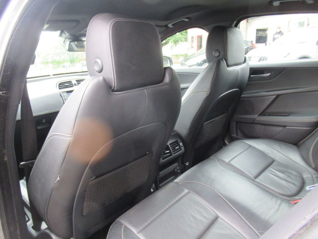 Used Jaguar XE 2016 for sale - 76685974: Photo 26